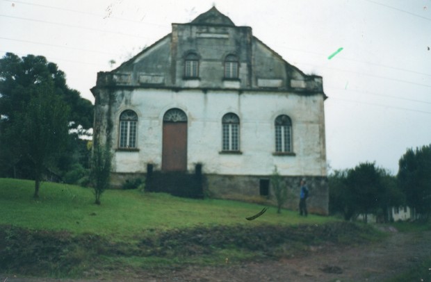 SALÃO STAUB. PADRE ETERNO BAIXO ANTES DE REFORMA.